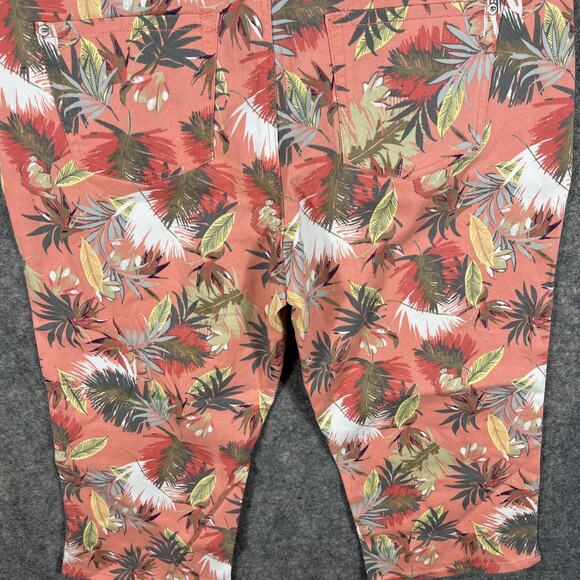 OSO Casuals Pants Women’s‎ 16 Peach Floral Flat Front Straight Leg Basic NWOT - Picture 9 of 9